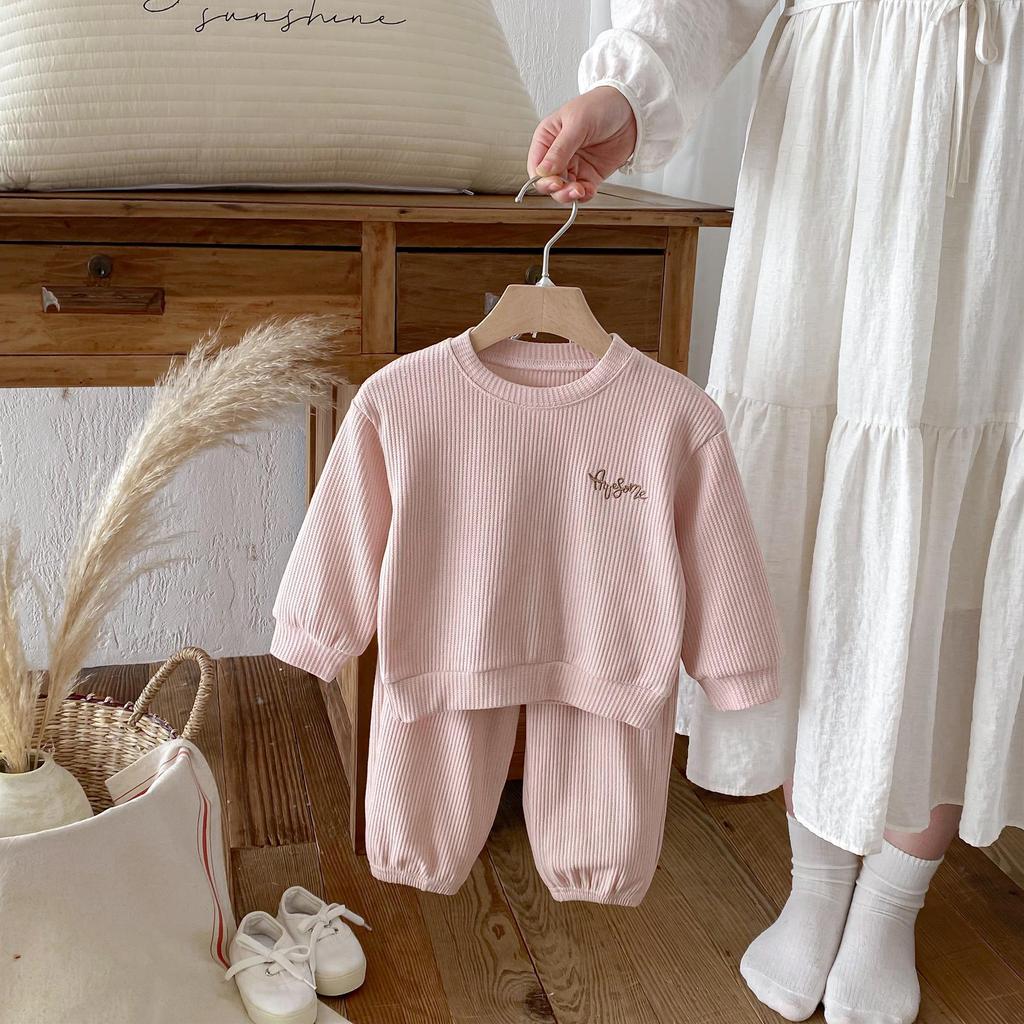 Spring Arrival: Unisex Waffle Knit Two-Piece Set for Toddlers & Kids with Letter Embroidery - Korean Style Home Wear