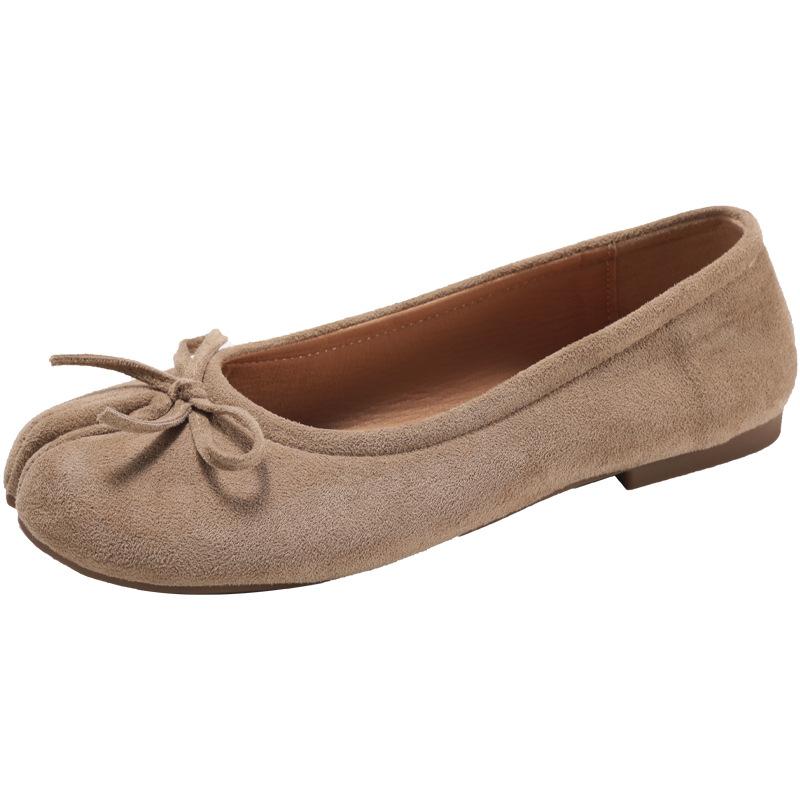 Yellow French retro light mouth split-toe flat-soled single shoes women's 2025 new spring soft-soled versatile Mary Jane shoes