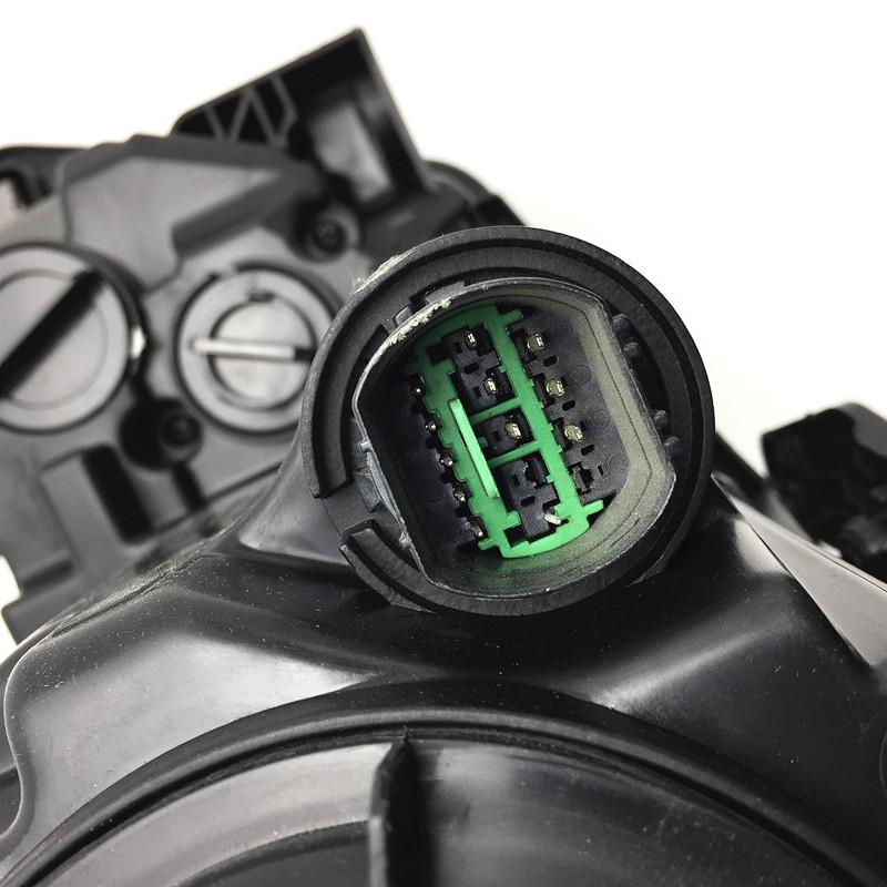 Compatible Headlights for RX300, RX330, RX350 (Model Years 2003-2008)