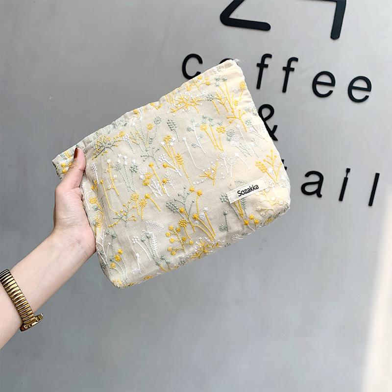 

Чехол для красоты с вышивкой и цветочным принтом, органайзер для хранения туалетных принадлежностей большой емкости, портативный портативный мытье для путешествий