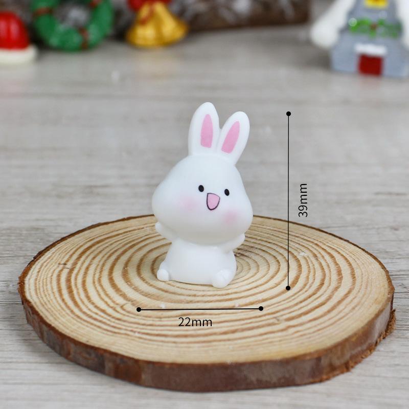 Christmas Resin Decorative ItemsMini Little Rabbits and Cute Cartoon Animals for Decoration and Landscaping