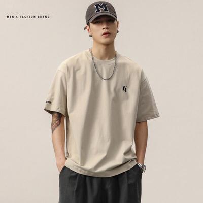 Κοντομάνικα και αμάνικα μπλουζάκια – Μπλουζάκια