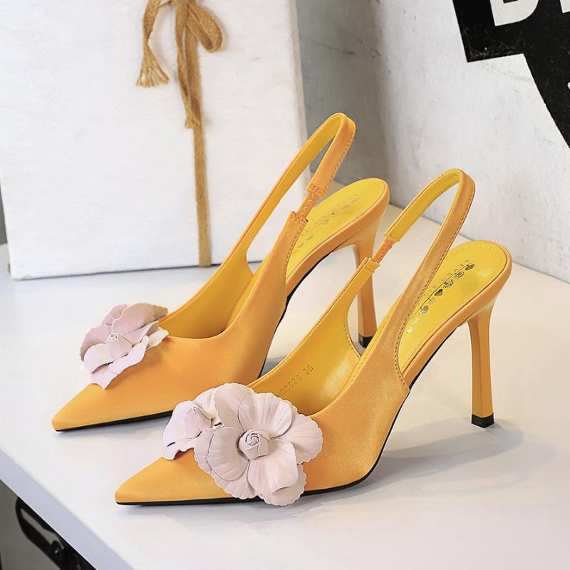 Fashion European Banquet Hollowed-Out Tripod Strap Pointed Toe Slim Heels High Heels Color-Blocked Flowers Light Mouth Single Shoes