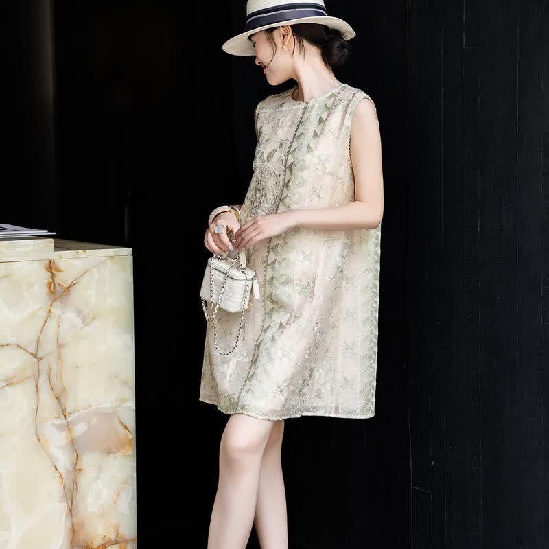 Elegant Linen Embroidered Sleeveless Cheongsam Dress
