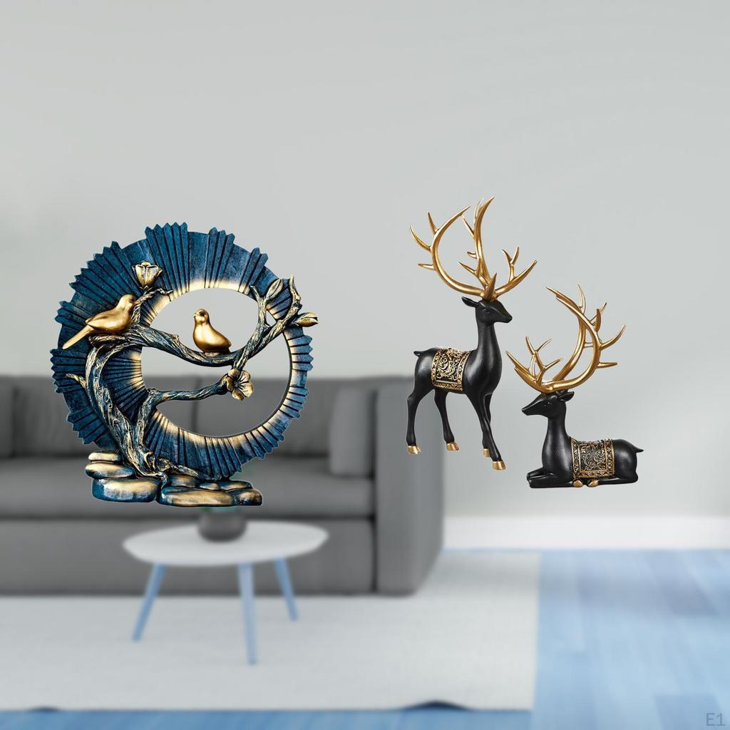 Figurine Craft Knick Knack Resin Reindeer Sculpture Elk Statue Collection Deer for House