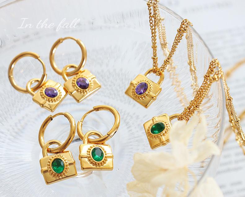 Korean Dongdaemun Retro Zircon Necklace & Non-fading Versatile Earrings Set