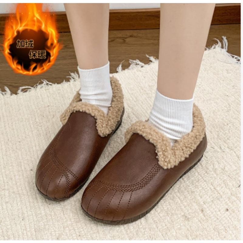 Winter Velvet Little White Shoes, New Female Students Thick-soled Heightening Sports Board Shoes