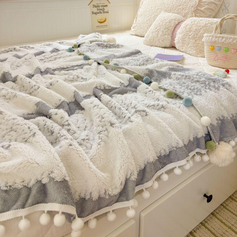 Small Ball Milk Velvet Blanket Household Winter Thick Flannel Bed Sheets Multi Functional Blankets The Office Nap Blanket Can Be Machine Washed