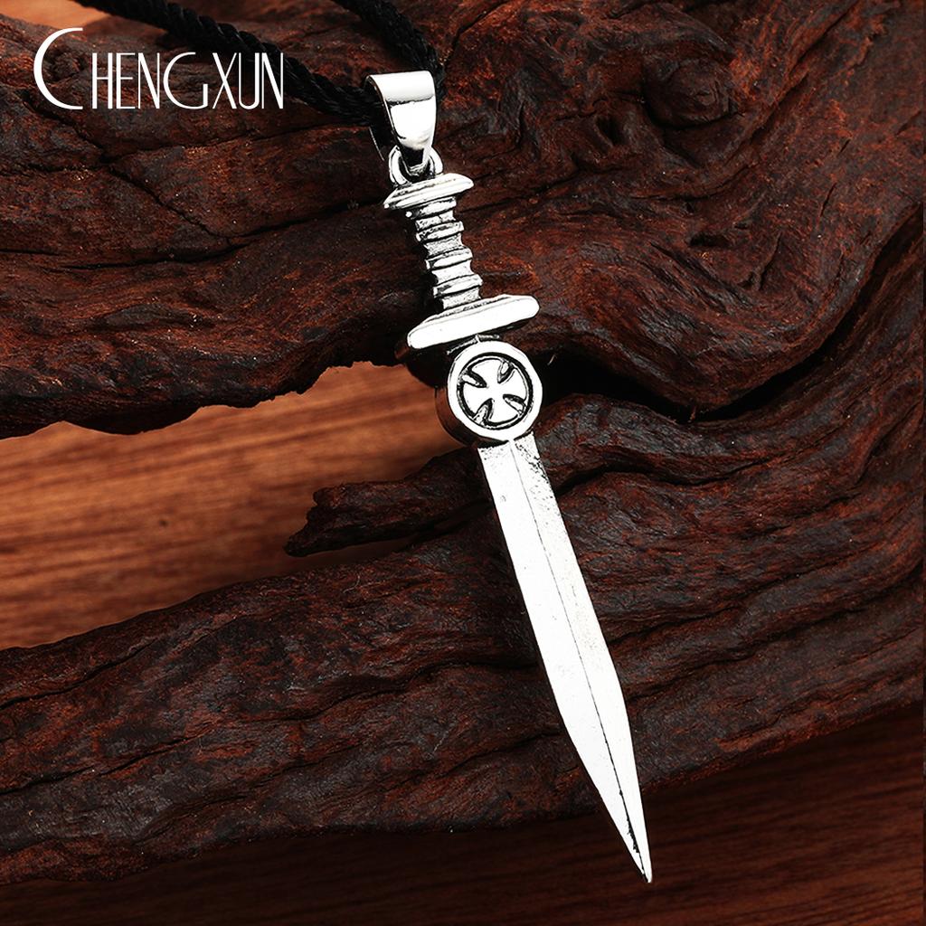 Viking Triple Horn Triskelion Necklace Men Women Multiple Punk Gothic Style Norse Amulet Pendant Slavic Talisman Jewelry for Boy