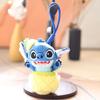 Plyšový přívěsek na klíče Stitch s designem košile s ananasem a květinou pro tašky a klíče