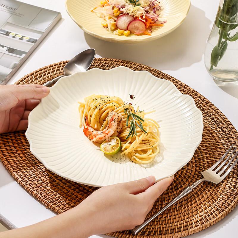 Elegant European Style Ceramic Ginkgo Deep Plate