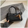 Retro High-value Underarm Bag Women's 2025 New Large-capacity Suede Tote Bag Simple Shoulder Commuter Bag