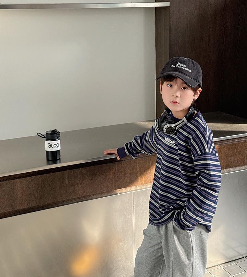 Boys' Cool Spring Sweatpants: Mid-Sized, Soft, Versatile, Loose-Fit, Cuffed Sports Pants