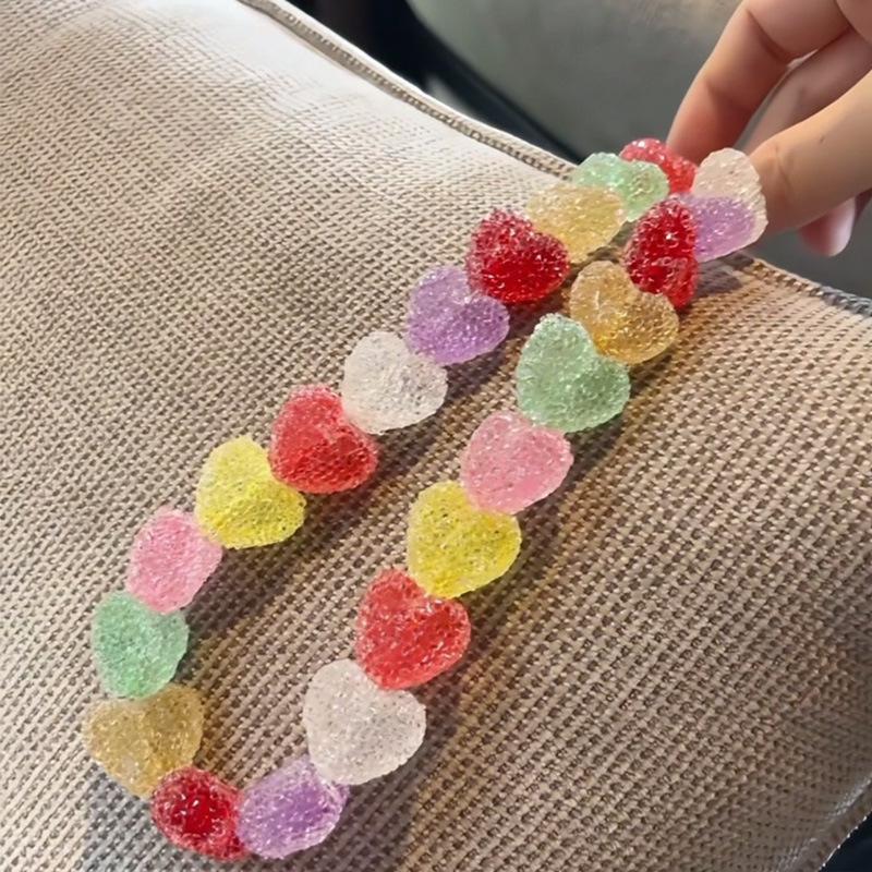 Cute Candy Color Heart Resin Necklace: Sweet Dopamine Design Choker