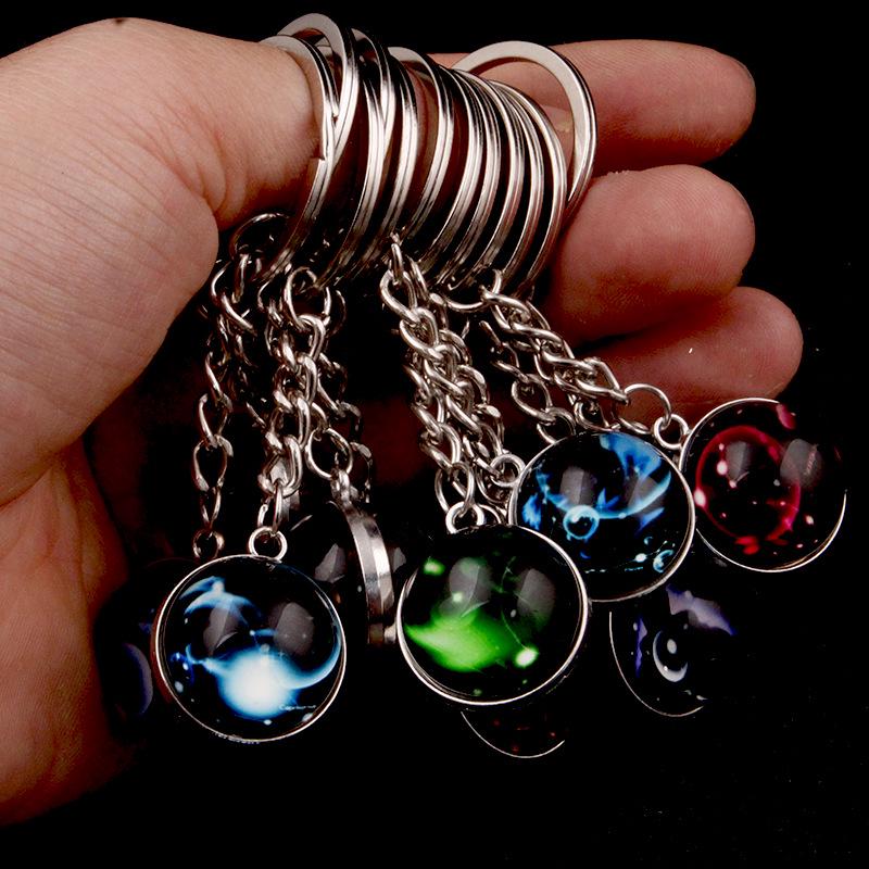 Luminous Zodiac Keychain: Dvanáct souhvězdí s přívěsky ve znamení Býka a Vodnáře