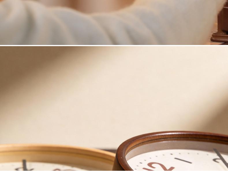 2026 Simple Retro Solid Wood Mantel Clock - High-End Tabletop Ornament for Living Room