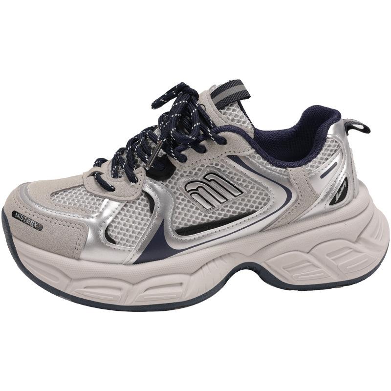 

Fashion shows little dad shoes women s 2025 spring new soft-soled lightweight sports shoes small fried street platform shoes 40