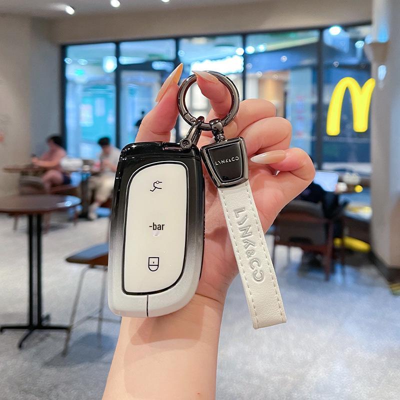 Lynk & Co Z20/Z10/Z900 High-End Metal Key Case for 2025 Model - Fully Enclosed Shell with Buckle