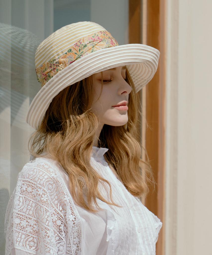 Kaliseumontapone Eldora Cloche Hat