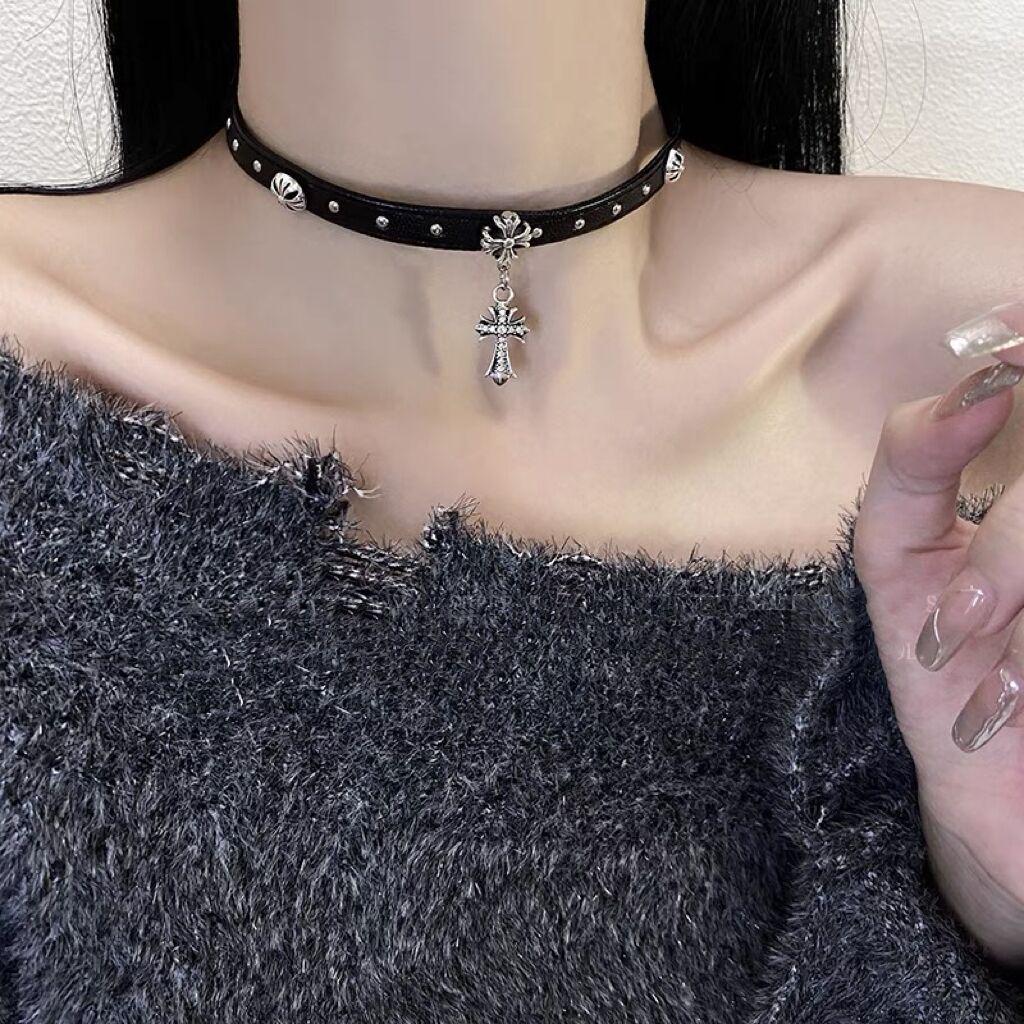 Dark Style Punk Girl Leather Choker Necklace
