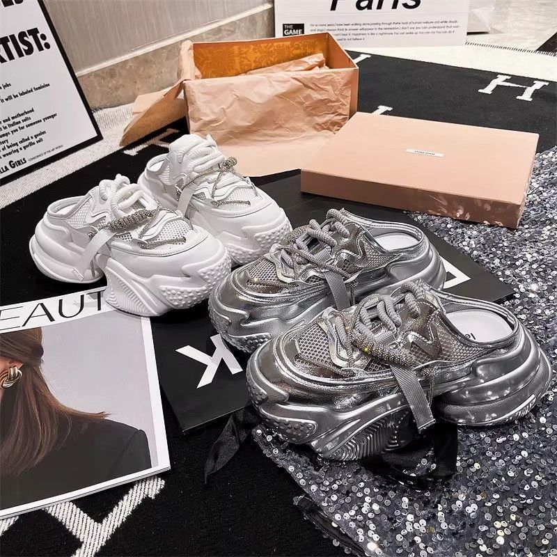 Platform dad shoes women's 2025 summer new one-pedal bag head half slippers small casual height-increasing lazy shoes