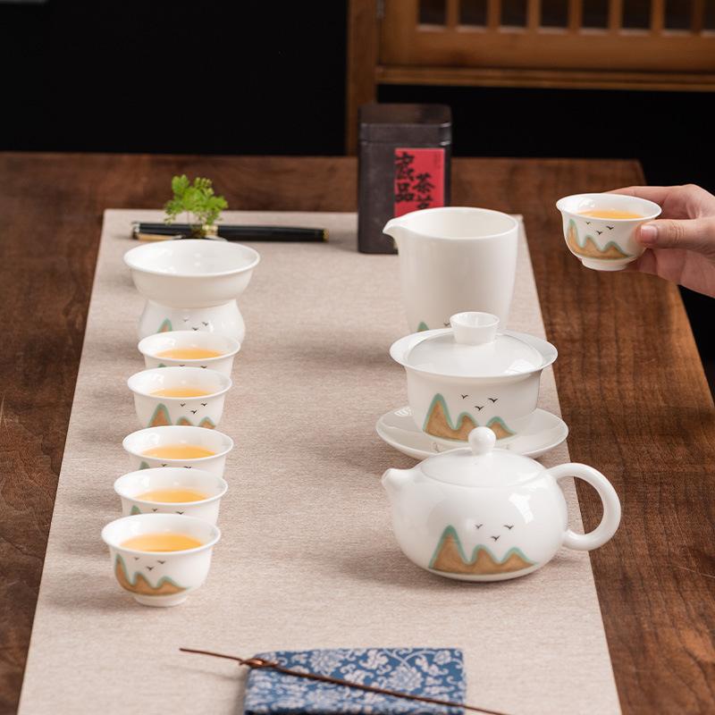 Talgjade Porzellan Kung Fu Tee-Set Deckelschale Teetasse Teekanne Geschäftsgeschenk 11-teiliges Set für leitenden Lehrer Vater