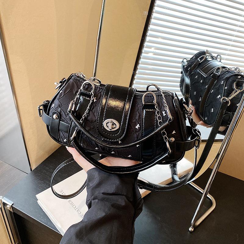 

Fashion niche contrasting color bag women s new casual versatile messenger bag portable small bag чорний