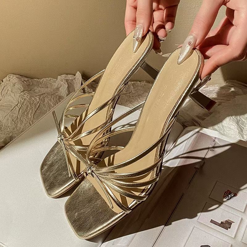 2025 square head open-toed three-color thin strap bow holiday sandals summer wear temperament socialite cool slippers women