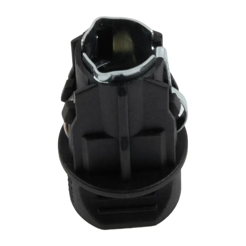 Taillight Bulb Socket Brake Rear Light Bulb Base Holder For BMW 3 5 7 Series X6 E71 X6 E72 Z4 E85 E86 E89 63117407330