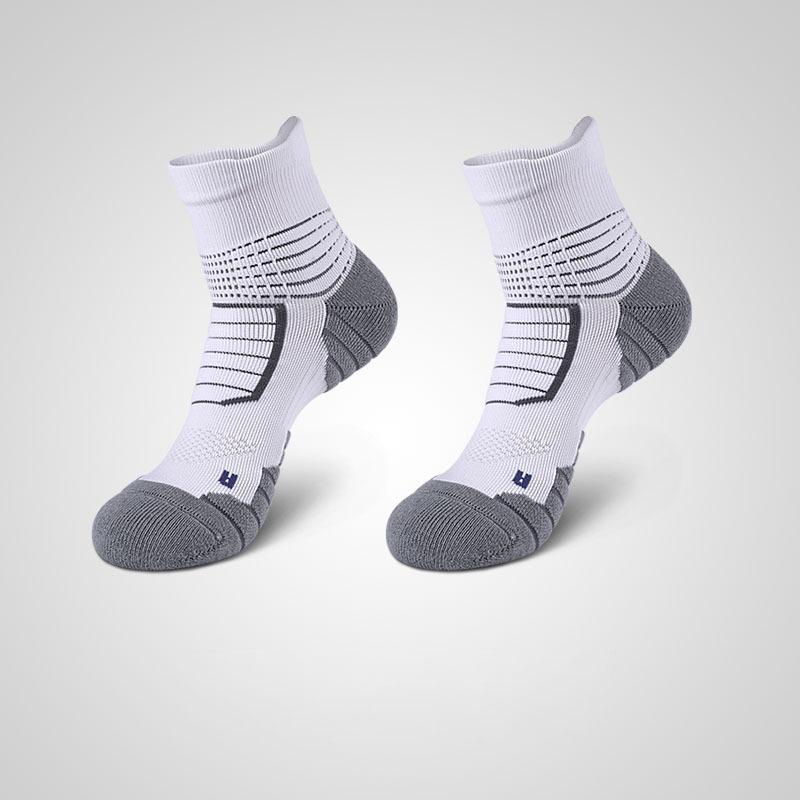 Men's Thickened Terry Outdoor Sports Socks: Sweat-Absorbent, Breathable, Shock-Absorbing, Mid-Calf for Hiking, Running, and Marathon.