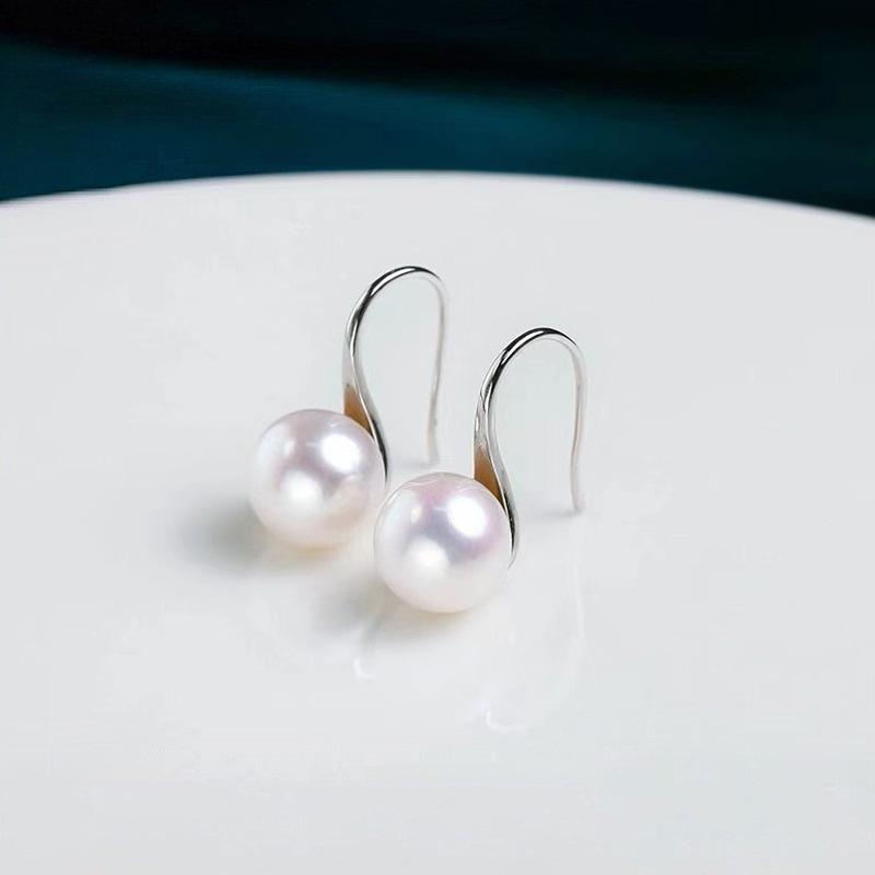 

Natural Freshwater Pearl Stud Earrings with Classic High Heel Hooks, 9-10mm High-End Pearl Jewelry 9-10mm Near-round Strong Luster, Slight Blemishes
