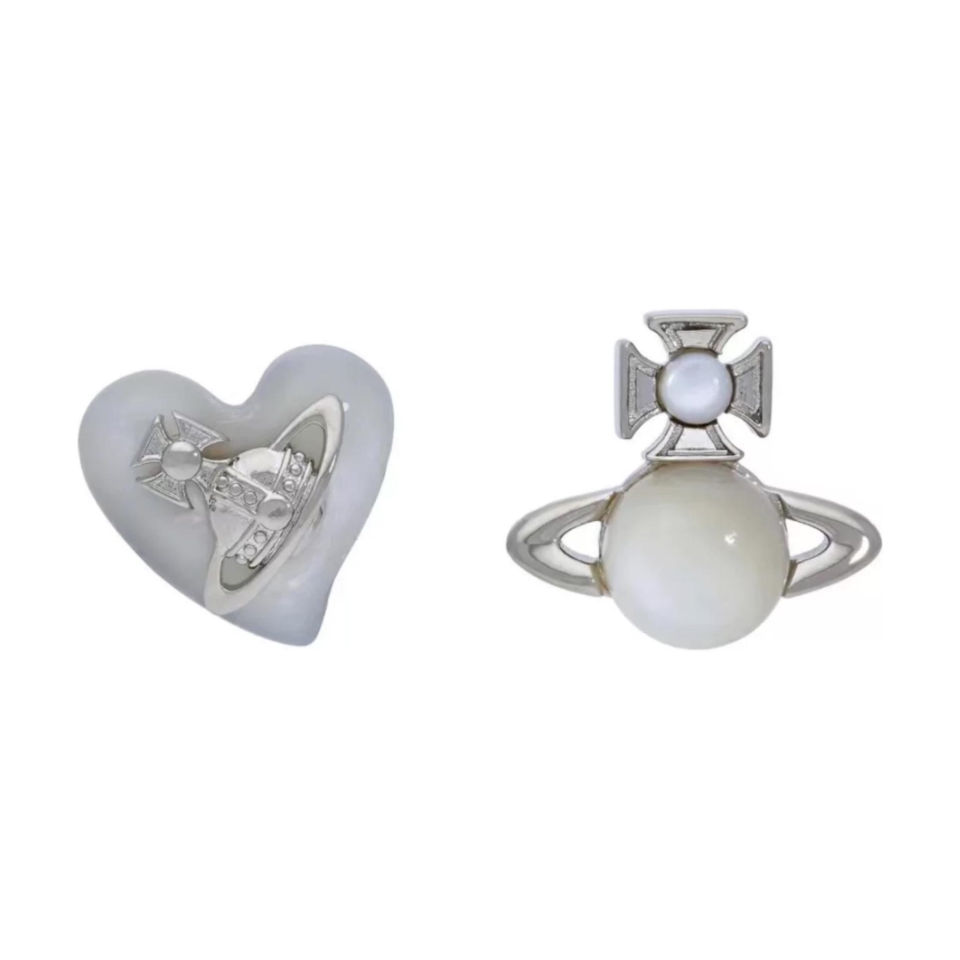Vivienne Westwood White Heart Saturn Pattern Brass Earrings Women earrings 505454235002 Box