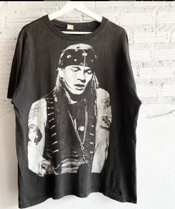 

Vintage 90s bradford gallery axl rose of gun & roses portrait AHN00226 Unisex T-Shirt M