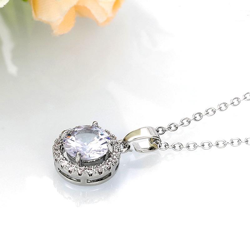 Silver Plated Round CZ Halo Pendant Necklace, Elegant Sparkling Solitaire Cable Chain Necklace for Women