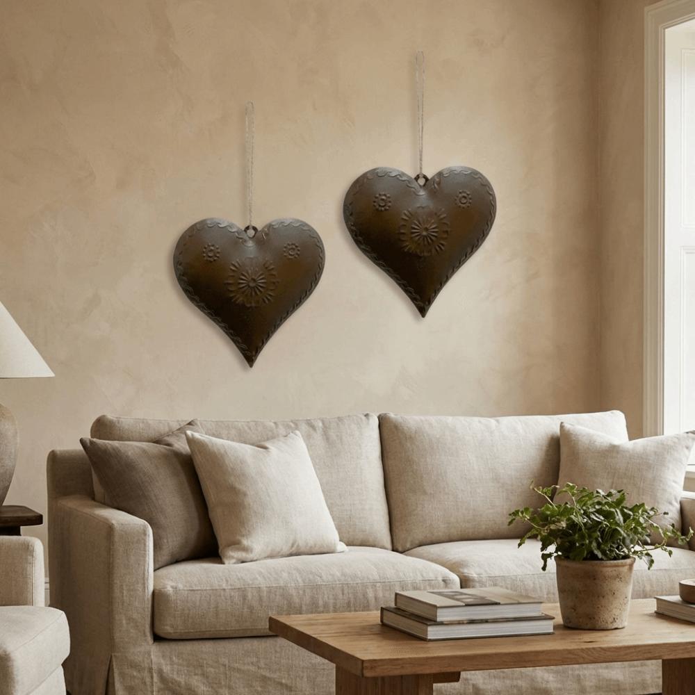 2PCS Vintage Metal Heart Pendant Iron Wall Decor Durable Heart Shaped Ornament  Indoor