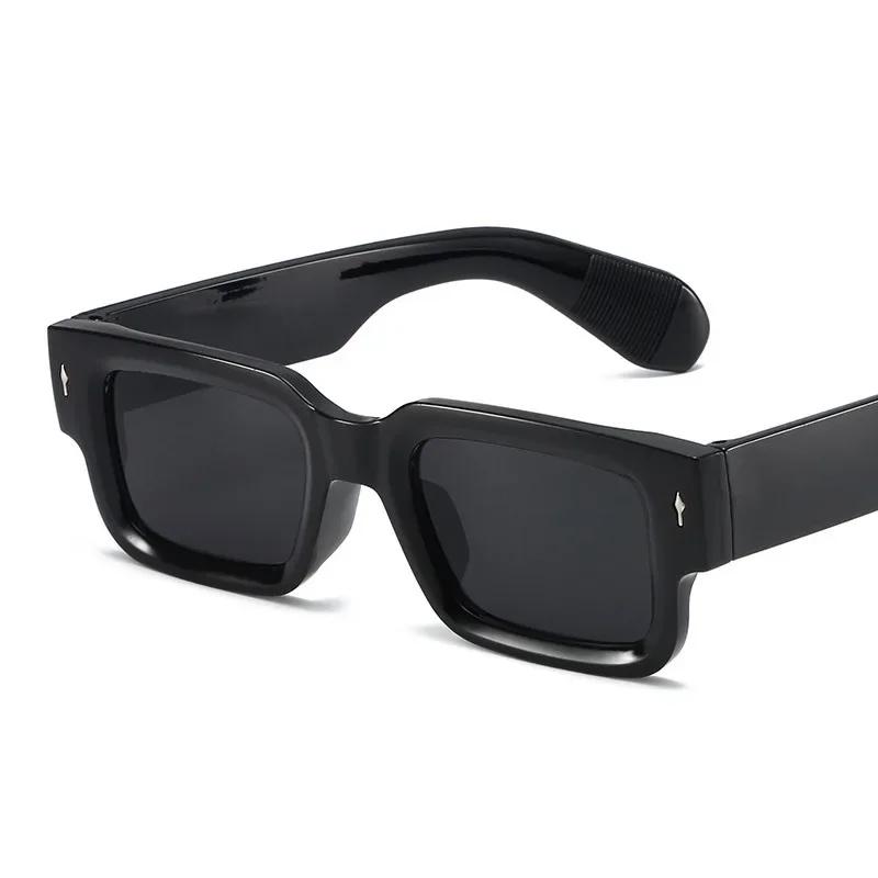 Retro Classic Square Sunglasses for Women Men Vintage Frame UV400 Protection Fashion Luxury Brand Modern Shades