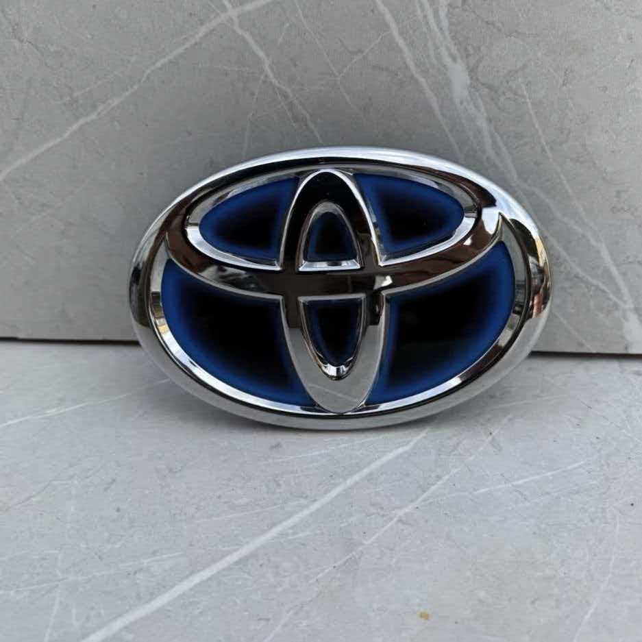 For Toyota C-HR Genuine OEM Toyota Camry Avalon Prius Hybrid Front Grille Emblem 75310-47010