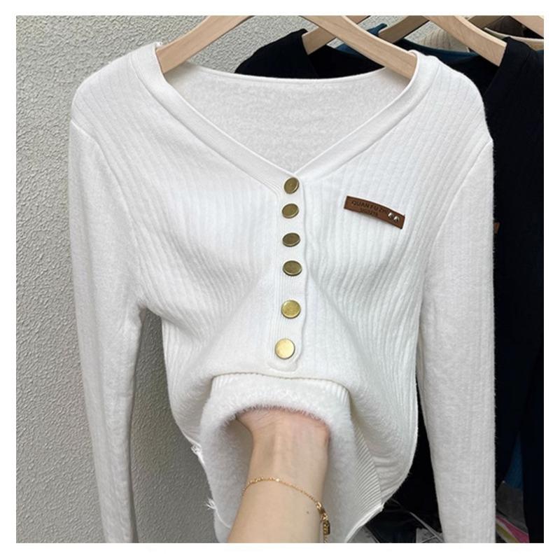 Women's Integrated Velvet V-neck Sweater for Autumn and Winter with Plush and Thickened Slim Knitted Base Sweater