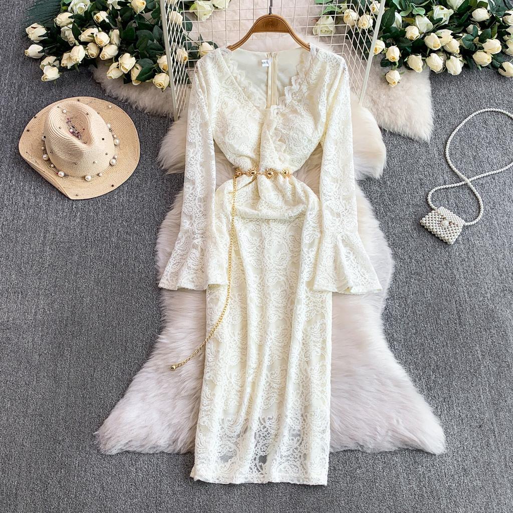 French Celebrity Muse Fan Flocking Lace V-Neck Horn Long Sleeve Design Chain Waist Skinny Dress Dress