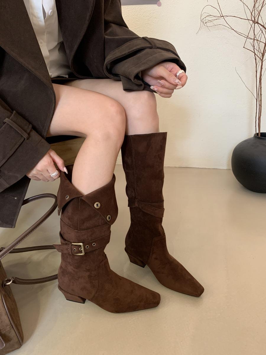 

Замшевые полусапоги на толстом каблуке Женские сапоги 2025 Осень и зима Ретро Западные ковбойские сапоги с юбкой Узкие сапоги Короткие сапоги 39 темно-коричневого