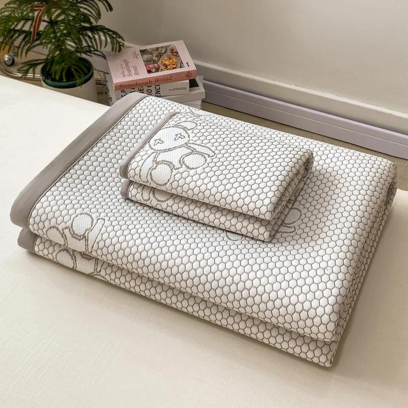 2026 Summer High-quality Ice Bean Summer Mat for Bed Air-Permeable Sleeping Naked Cooling Mat Cool Down Coolness Bed Mat Cold