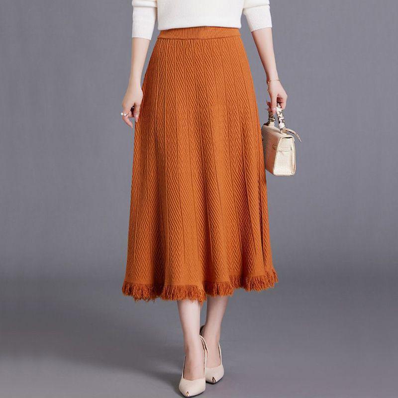 Women's High-Waisted Woolen Tassel Knitted A-Line Midi Skirt for Autumn and Winter