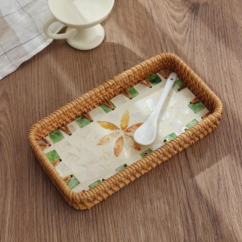 Asian Handmade Rattan Shell Tray Decorative Dining Accessory Fruit Serving Plate Home Snack Storage Tray for Living Room