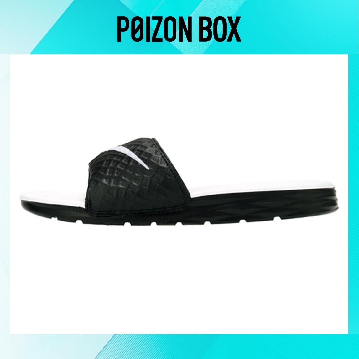 

сабо Nike Wmns Benassi Solarsoft Black/White 705475-010