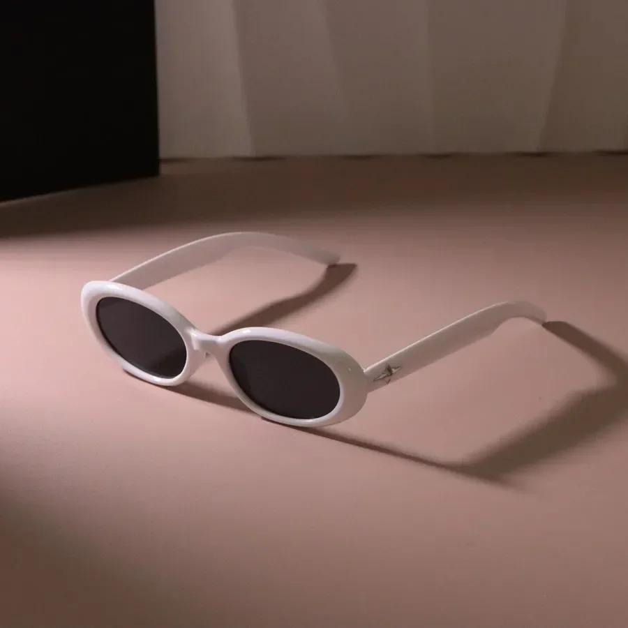 Casual Small Frame Oval Sunglasses Women Men Sun Glasses Female Mirror Colors Designer Brand Fashion Luxurious Eyewear