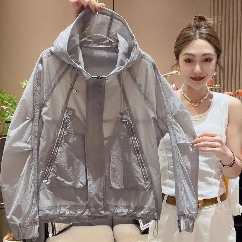 Female Large Size 4XL Sunscreen Jacket Ladies Hooded Zipper Short Outwear Spring Summer Women Fashion Sun Protection Shirt Coat XS серый
