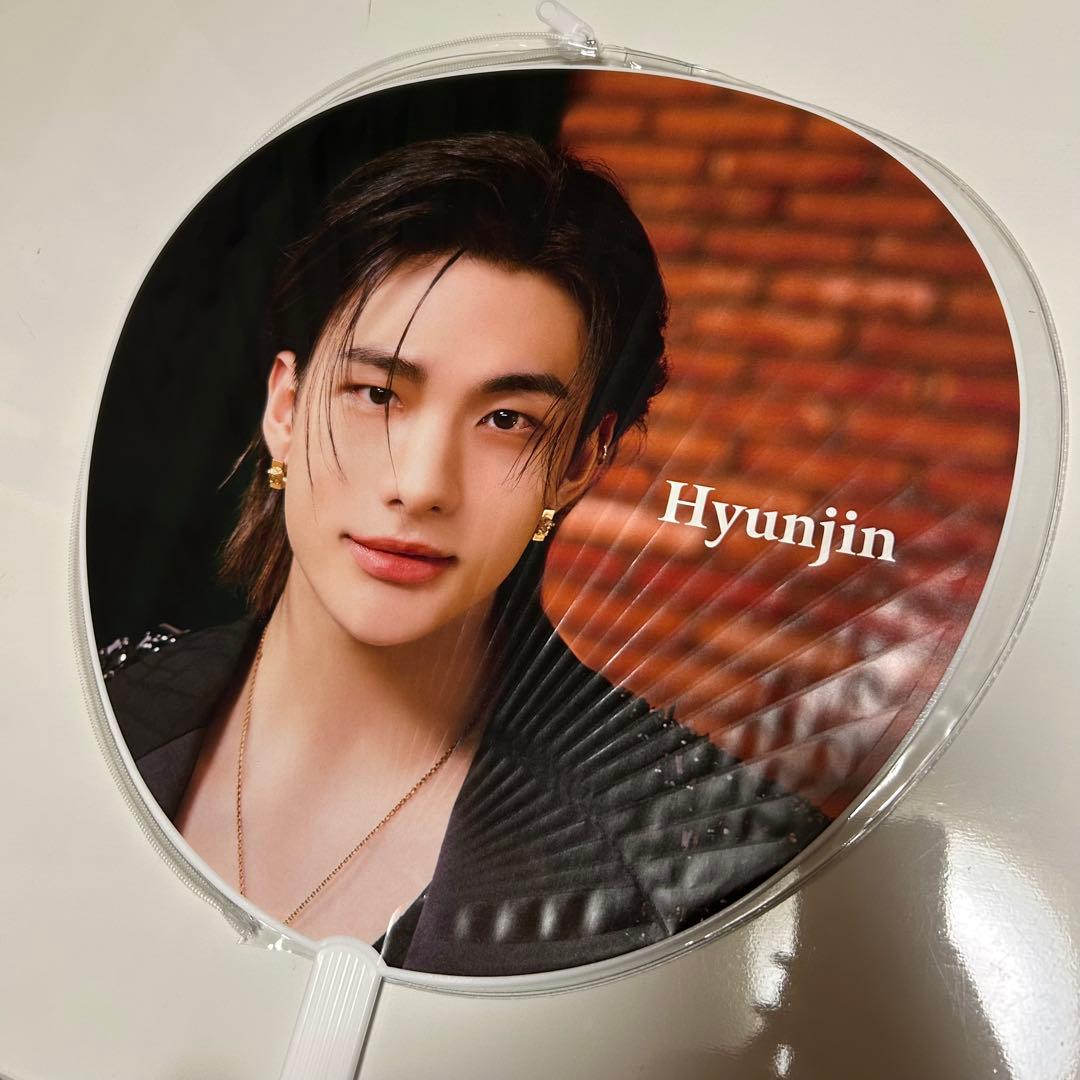 

[USED] Stray Kids Hyunjin Fan Popup Christmas