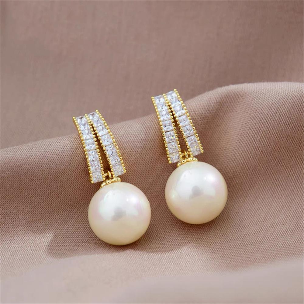 

Trendy Fruit Pearl Earring For Women Exquisite Geometric Pineapple Imitation Pearls Stud Earrings Fashion Jewelry Gift Brincos
