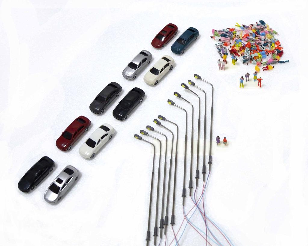 Diorama Set with 100 Figures, 10 Cars, and 10 LED Streetlights for N Gauge, Model Trains, Layouts, Architectural Models, and More (1:150 Scale)