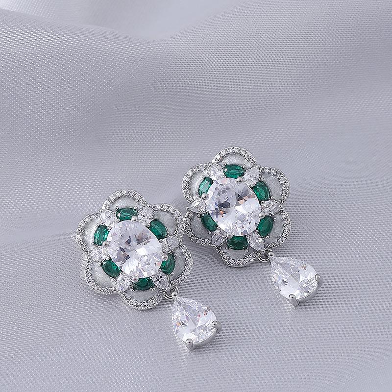 Elegant French Emerald Flower Teardrop Rhinestone Earrings for Women